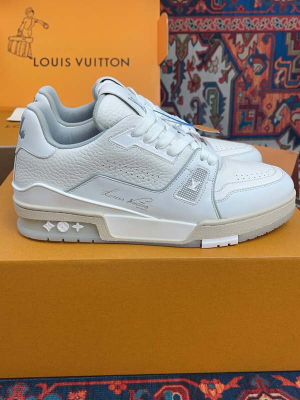 ルイヴィトン靴全体デザイン